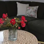 シャレー Zur Wildrose