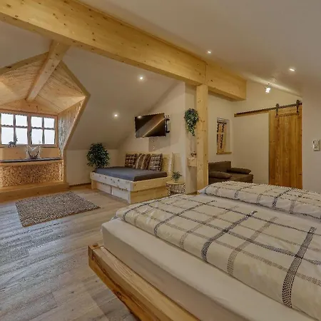 Zur Wildrose Mit Sauna Und Whirlpool Freyung