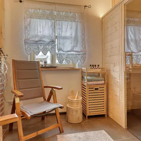 Zur Wildrose Mit Sauna Und Whirlpool Freyung